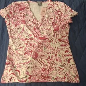 Ann Taylor Pink and White Floral Short Sleeve Top